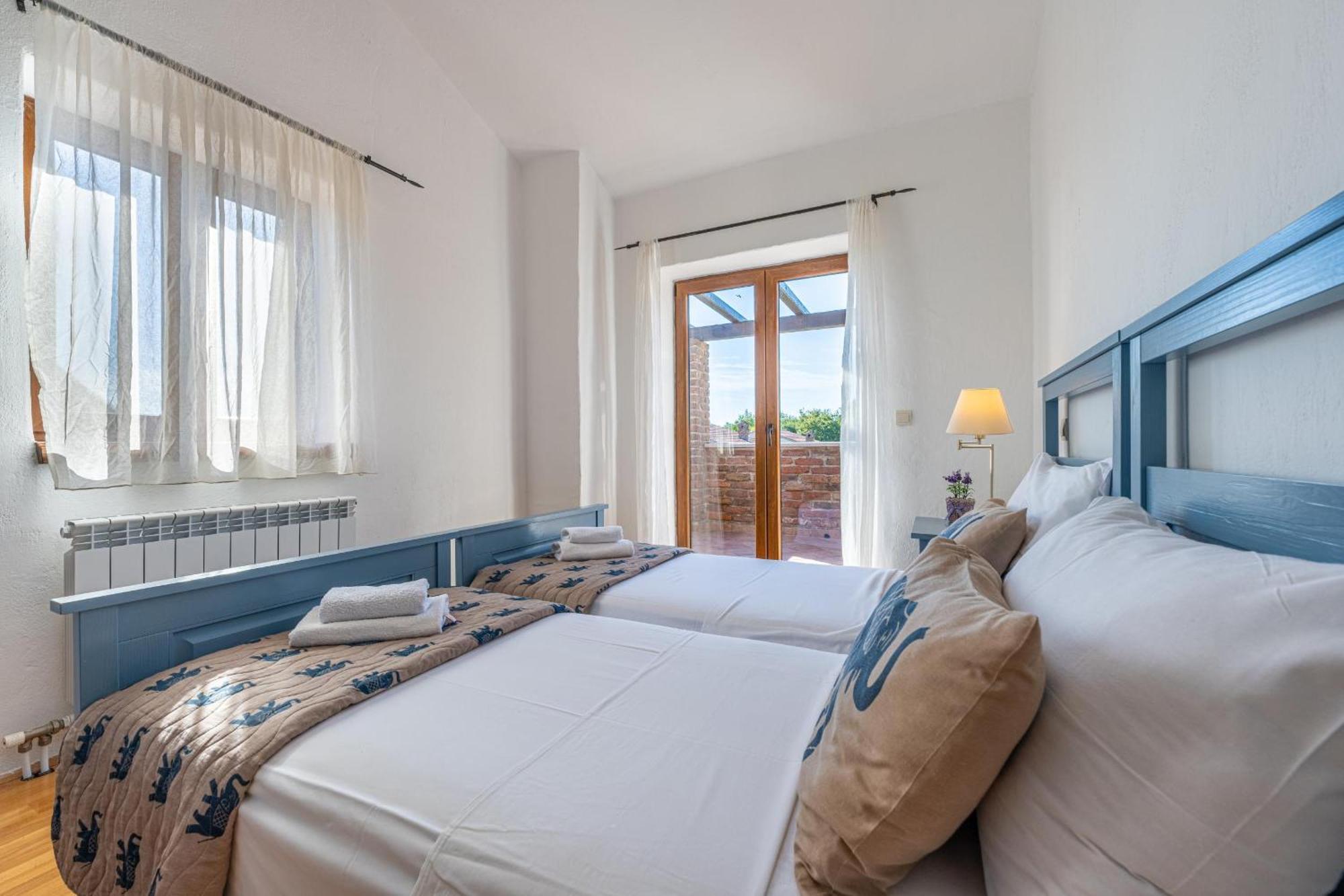 Villa Paradis 6 Jursici Экстерьер фото